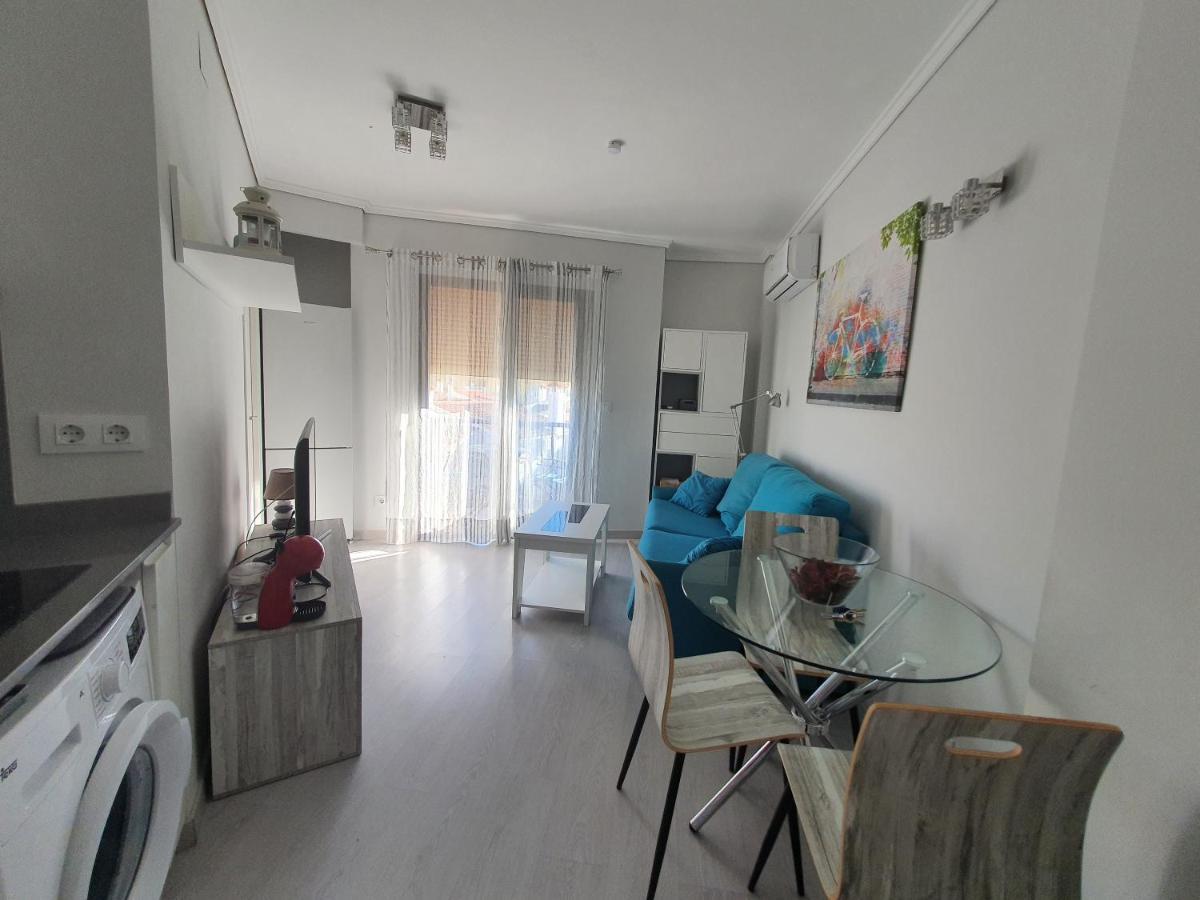 Coqueto Apartamento En El Retiro دينايا المظهر الخارجي الصورة